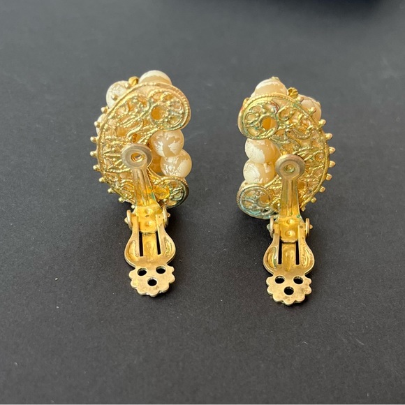 Vintage “Forbidden Fruit” Clip Earrings - Picture 9 of 10